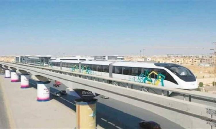 "معلومات الوزراء": مشروع "المونوريل" يدعم التحول إلى النقل الأخضر